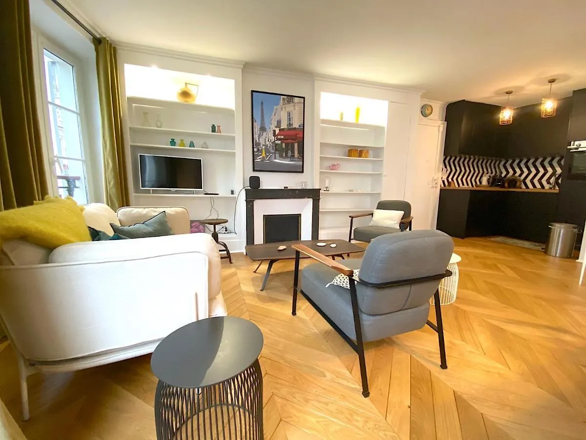 L'Appartement Letac Paris 0*,  France